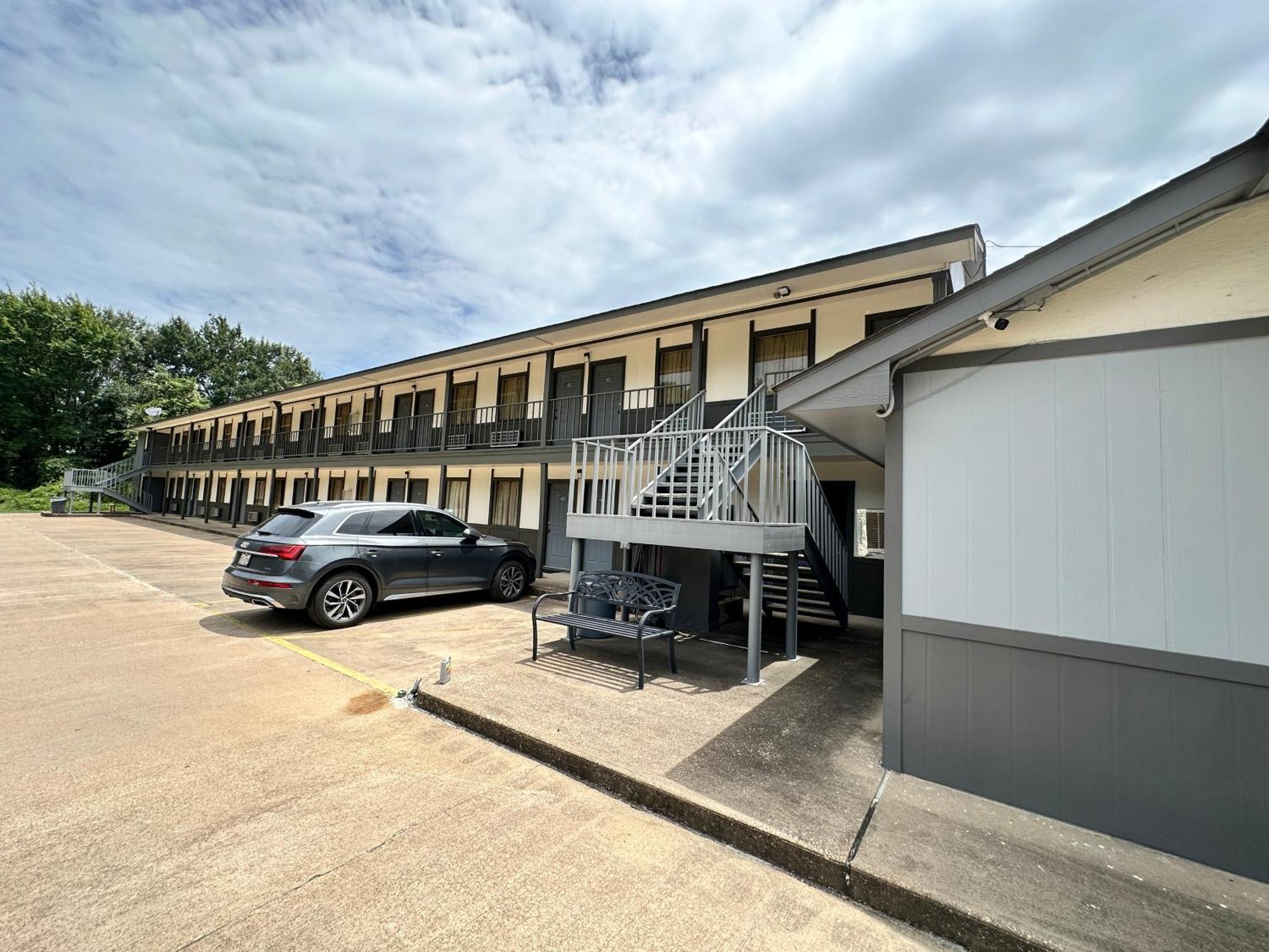 Regency Inn Jewett エクステリア 写真