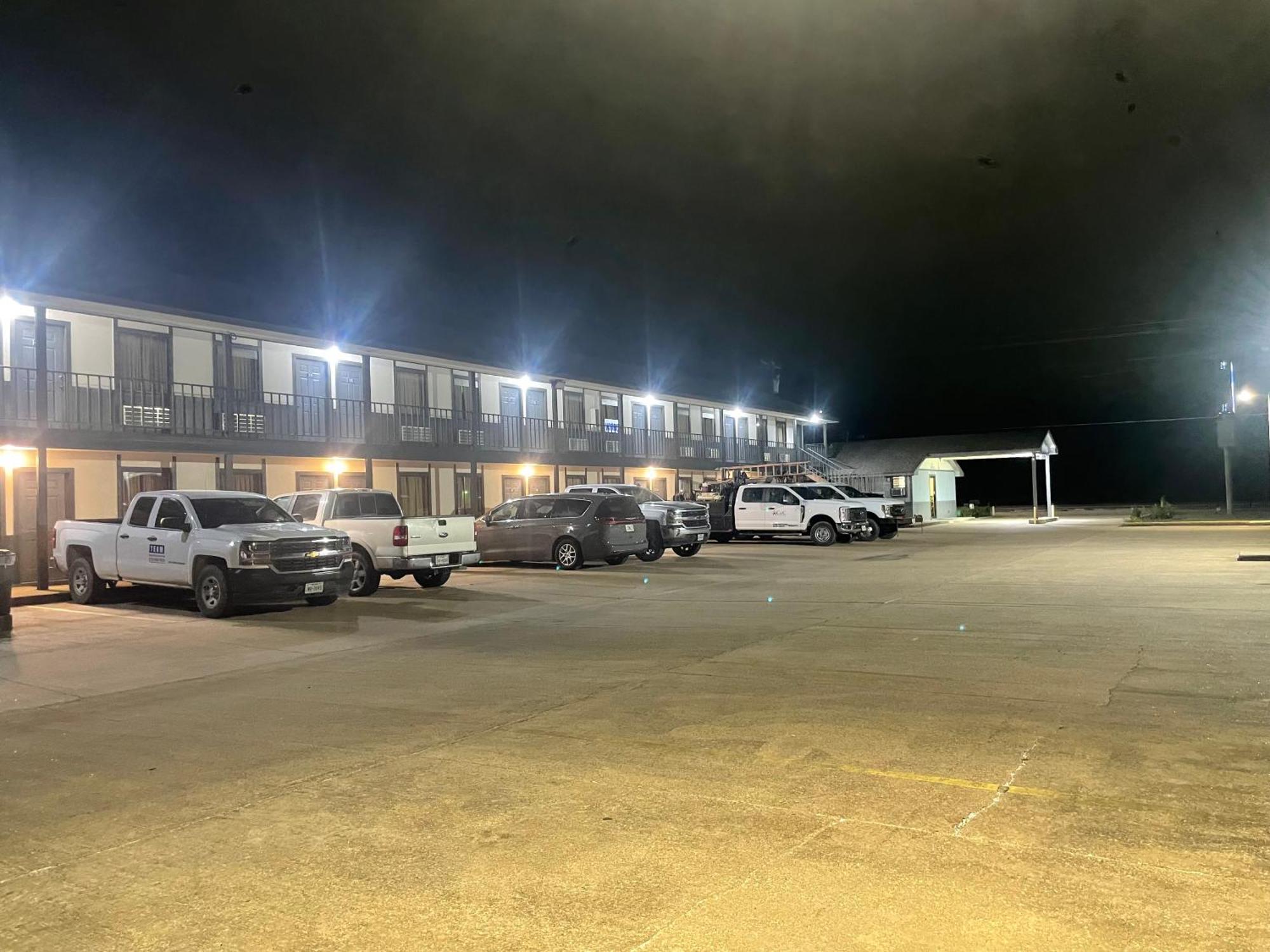 Regency Inn Jewett エクステリア 写真